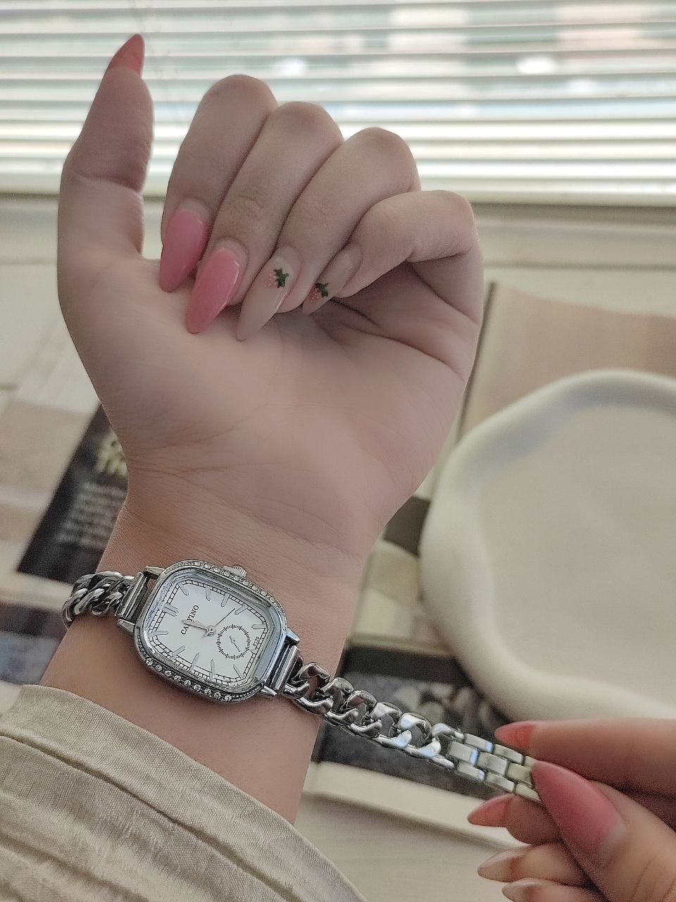 ساعت زنانه مارک CARYINO 5004247