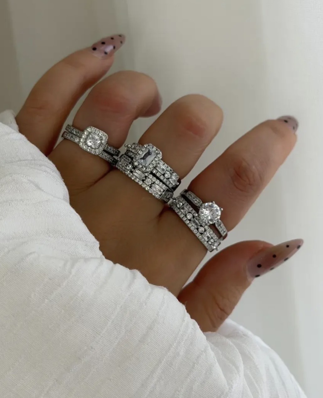 کالای فیزیکی انگشتر جواهری حلقه پشت حلقه سری ۱۰