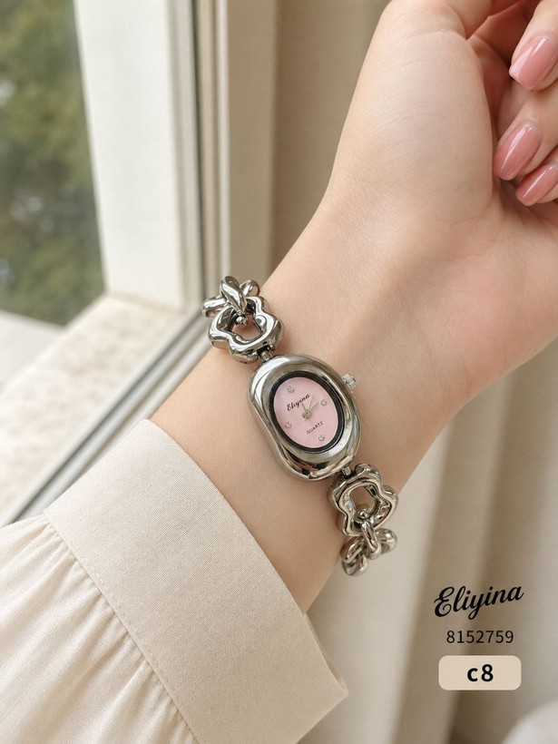 ساعت زنانه بند زنجیری مارک الینا 8152759