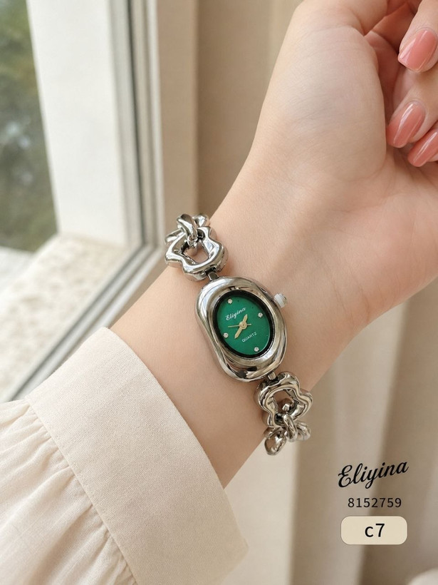 ساعت زنانه بند زنجیری مارک الینا 8152759