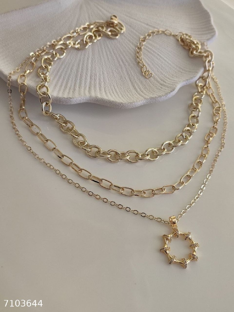 گردنبند سه لاین 7103644