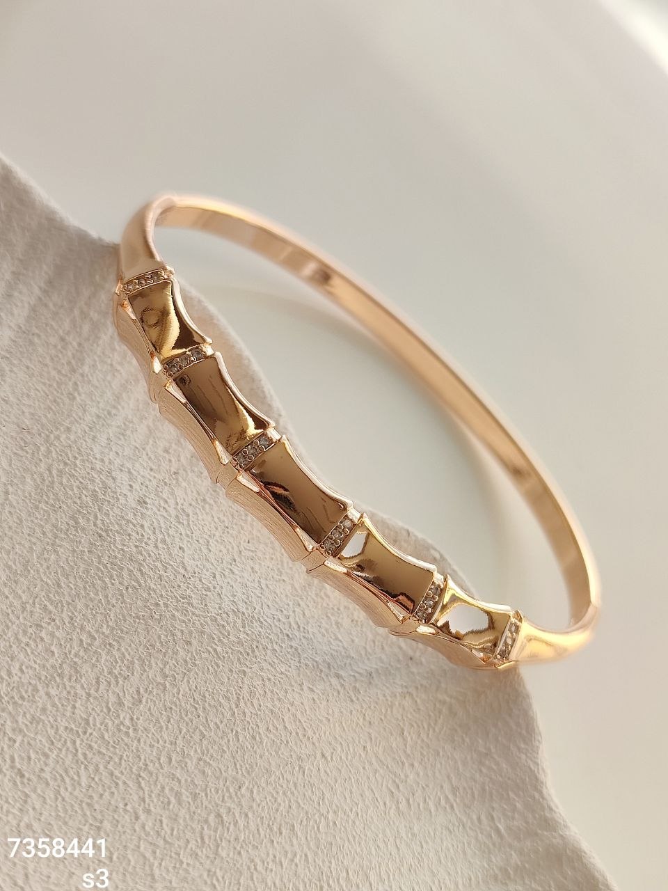 تکپوش مارک ژوپبنگ 7358441